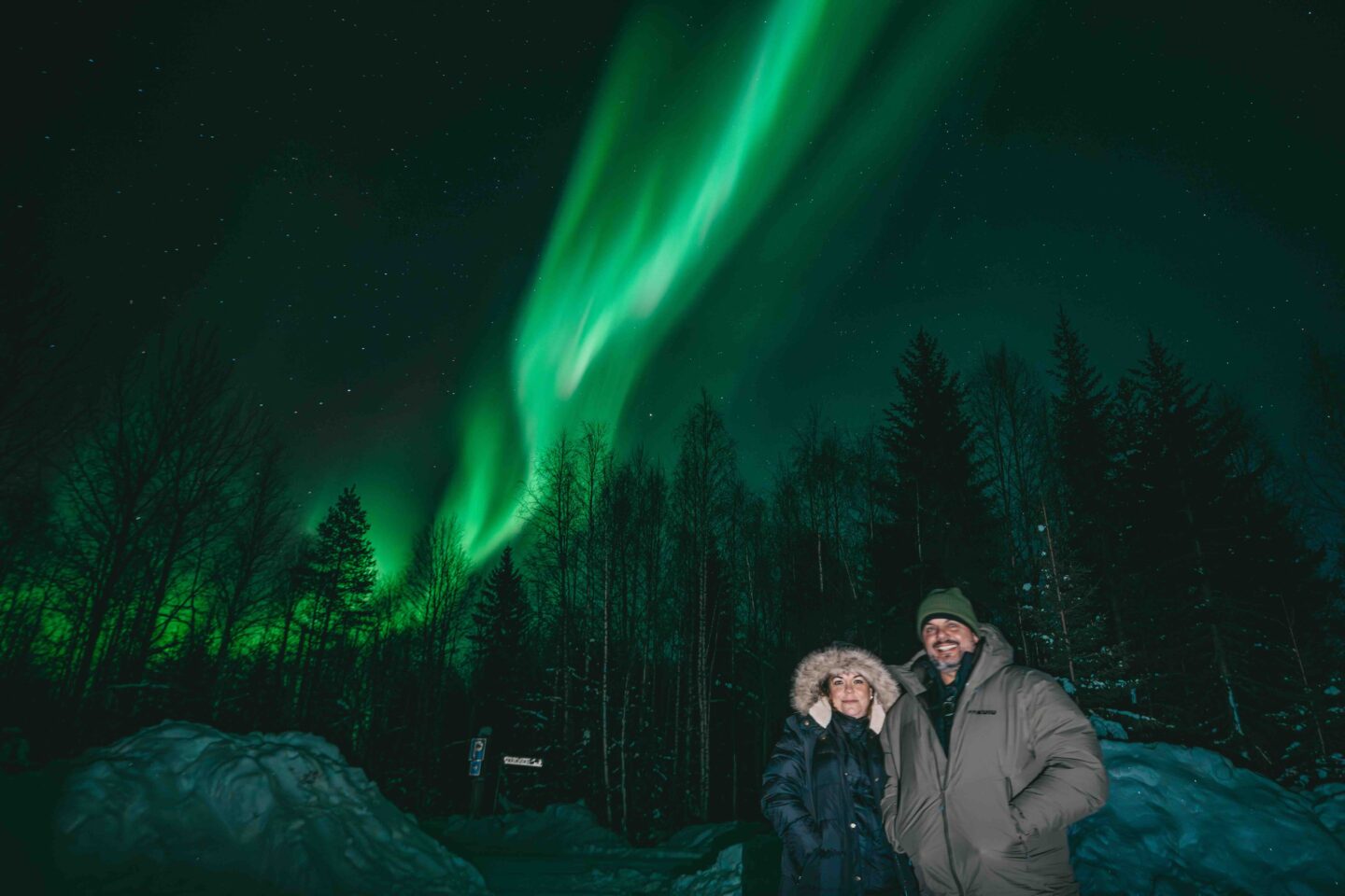 StayLapland x BookLapland Aurora Hunting Pro Tour Guaranteed View- Unlimited time & mileage. Northern Lights in Rovaniemi, Lapland.