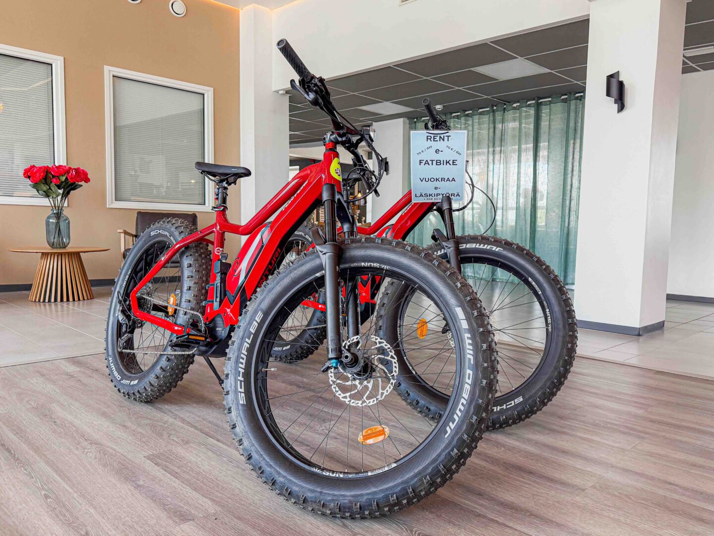 StayLapland's E-fatbike rental service point in Rovaniemi, Lapland. Rent a E-bike in Rovaniemi