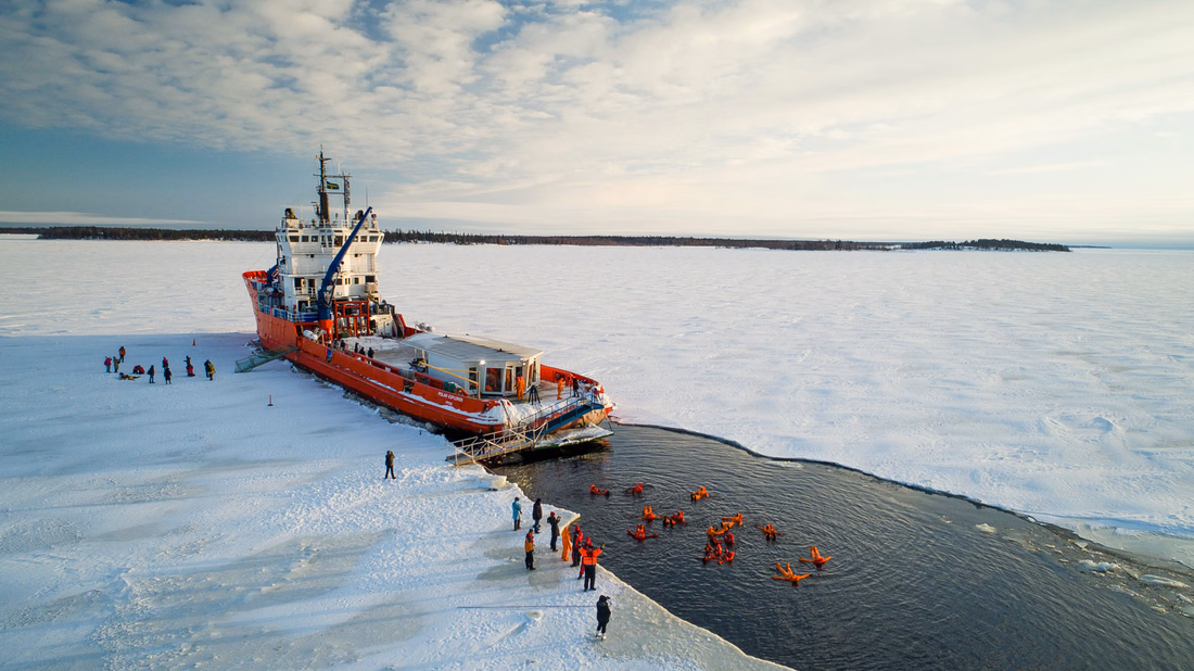 Polar Explorer Icebreaker Cruise Experience, Rovaniemi X StayLapland